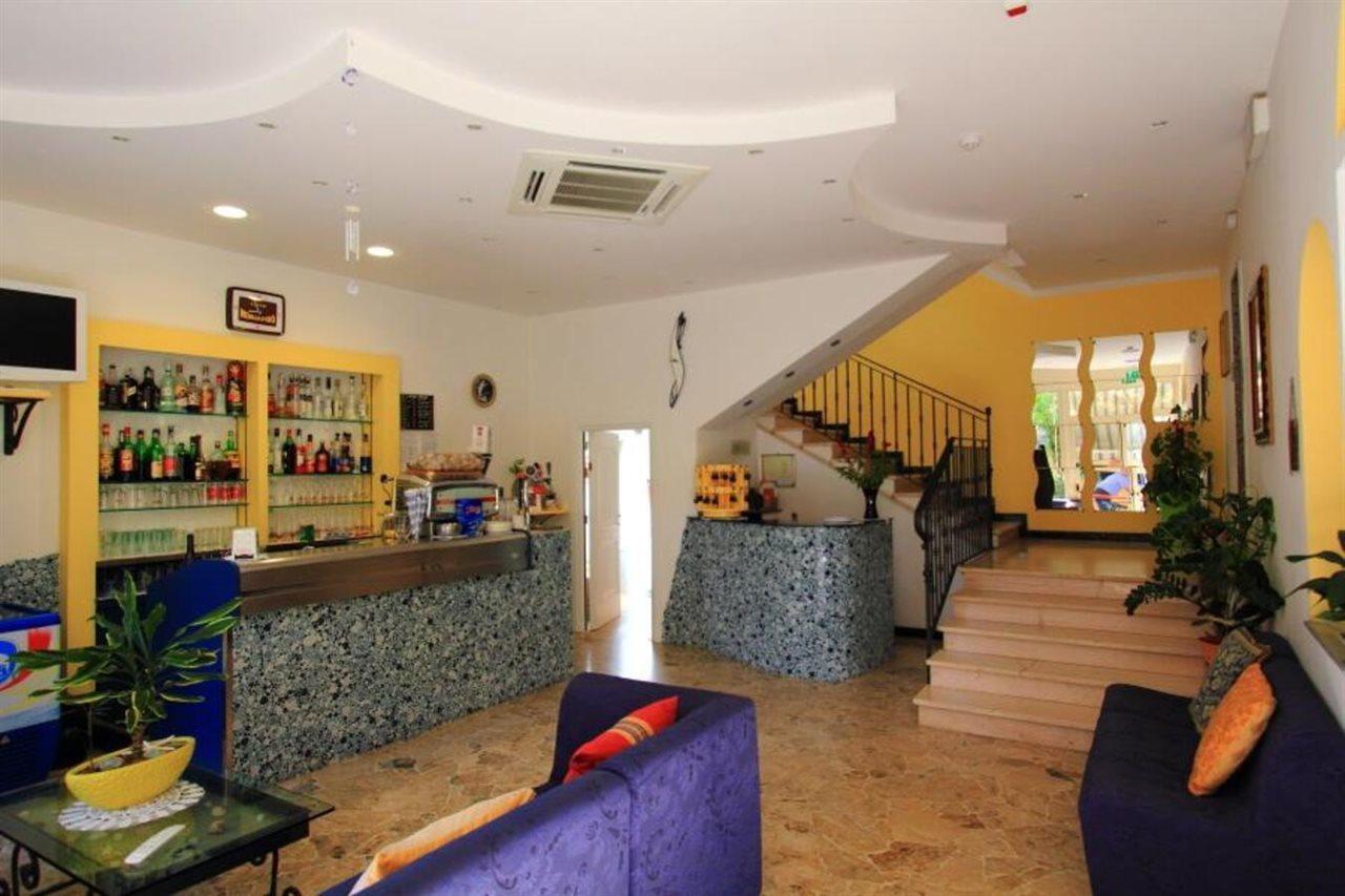 Hotel Moby Dick ริมินี ภายนอก รูปภาพ